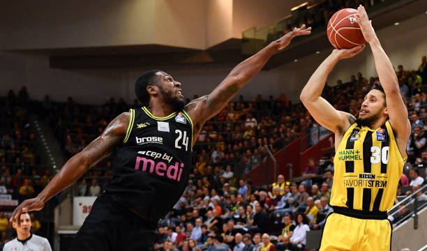 要他在脑海 要他在脑海