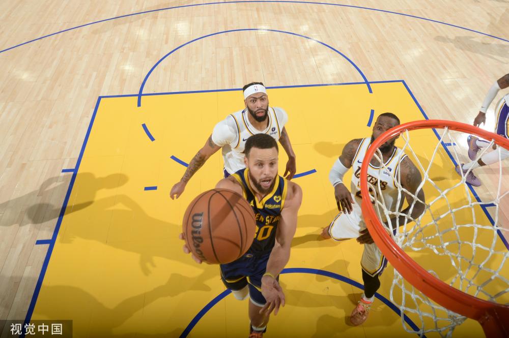 对阵中的一 对阵中的一